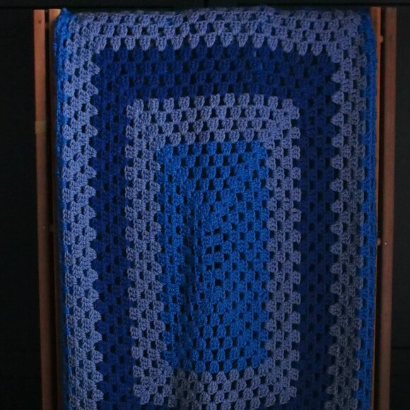 Hand Knit Blanket - Picture 1 of 1